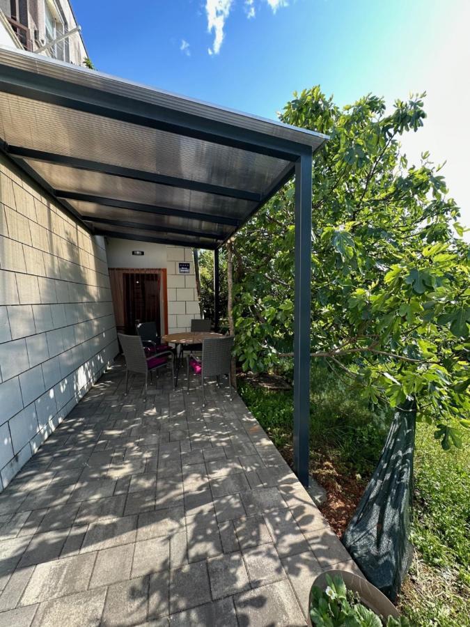 Apartman Cvjetni Нивице Экстерьер фото